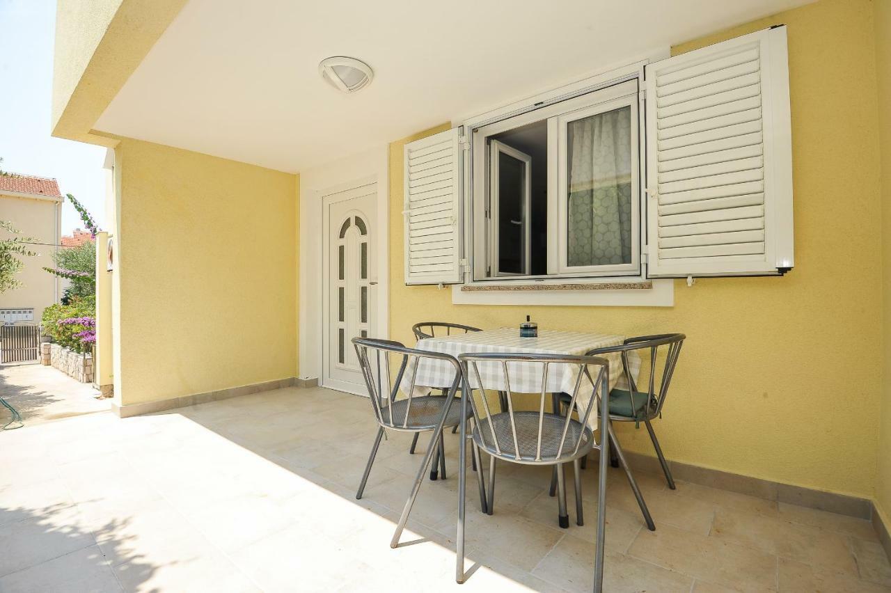 Apartmani Vrtlici Zdenka Stara Novalja Exteriér fotografie