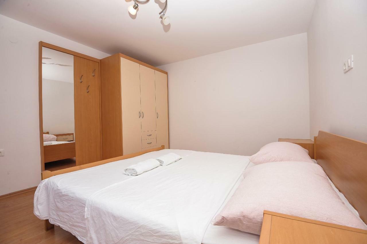 Apartmani Vrtlici Zdenka Stara Novalja Exteriér fotografie